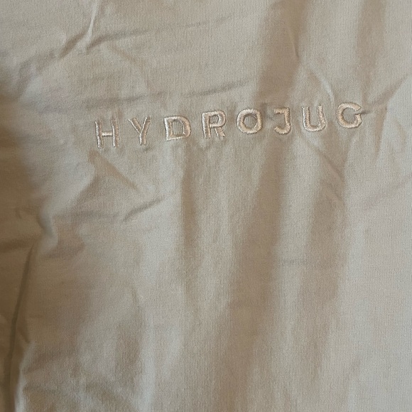 Limited edition Hydrojug long sleeve shirt with “desert” logo. - Picture 2 of 6